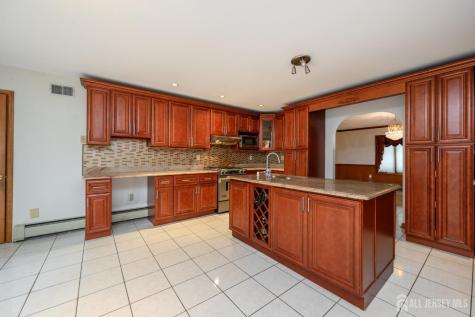 4 Drinking Brook Road South Brunswick NJ 08852