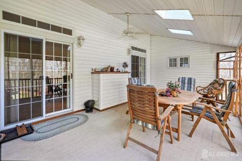 140 Bunker Hill Road Franklin Twsp NJ 08540