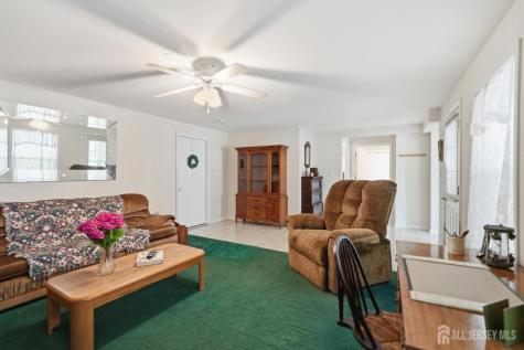 140 Bunker Hill Road Franklin Twsp NJ 08540