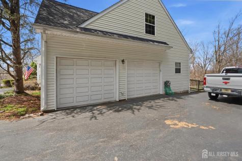 140 Bunker Hill Road Franklin Twsp NJ 08540
