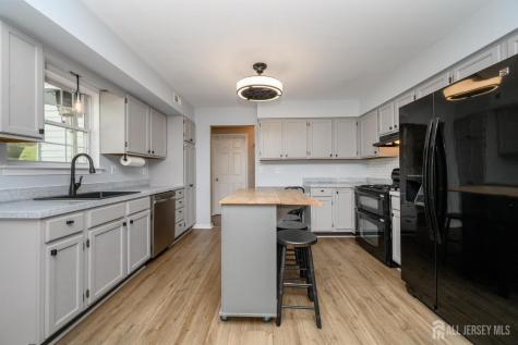 3 Teri Court Jackson NJ 08527