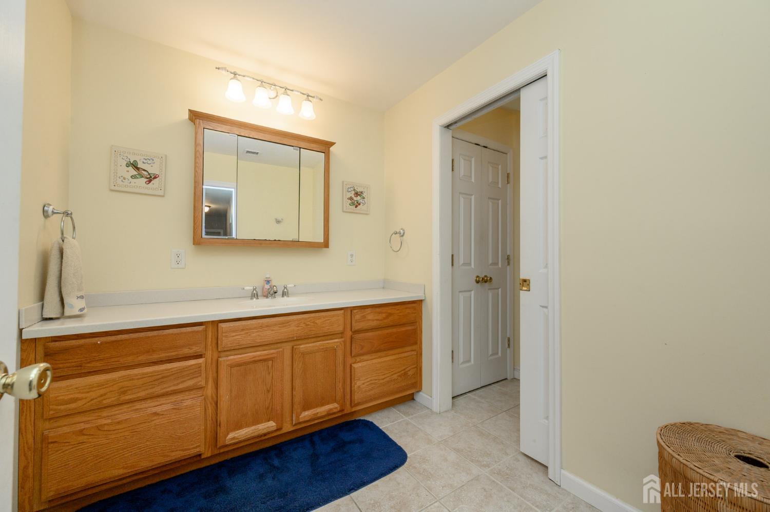 3 Teri Court Jackson NJ 08527