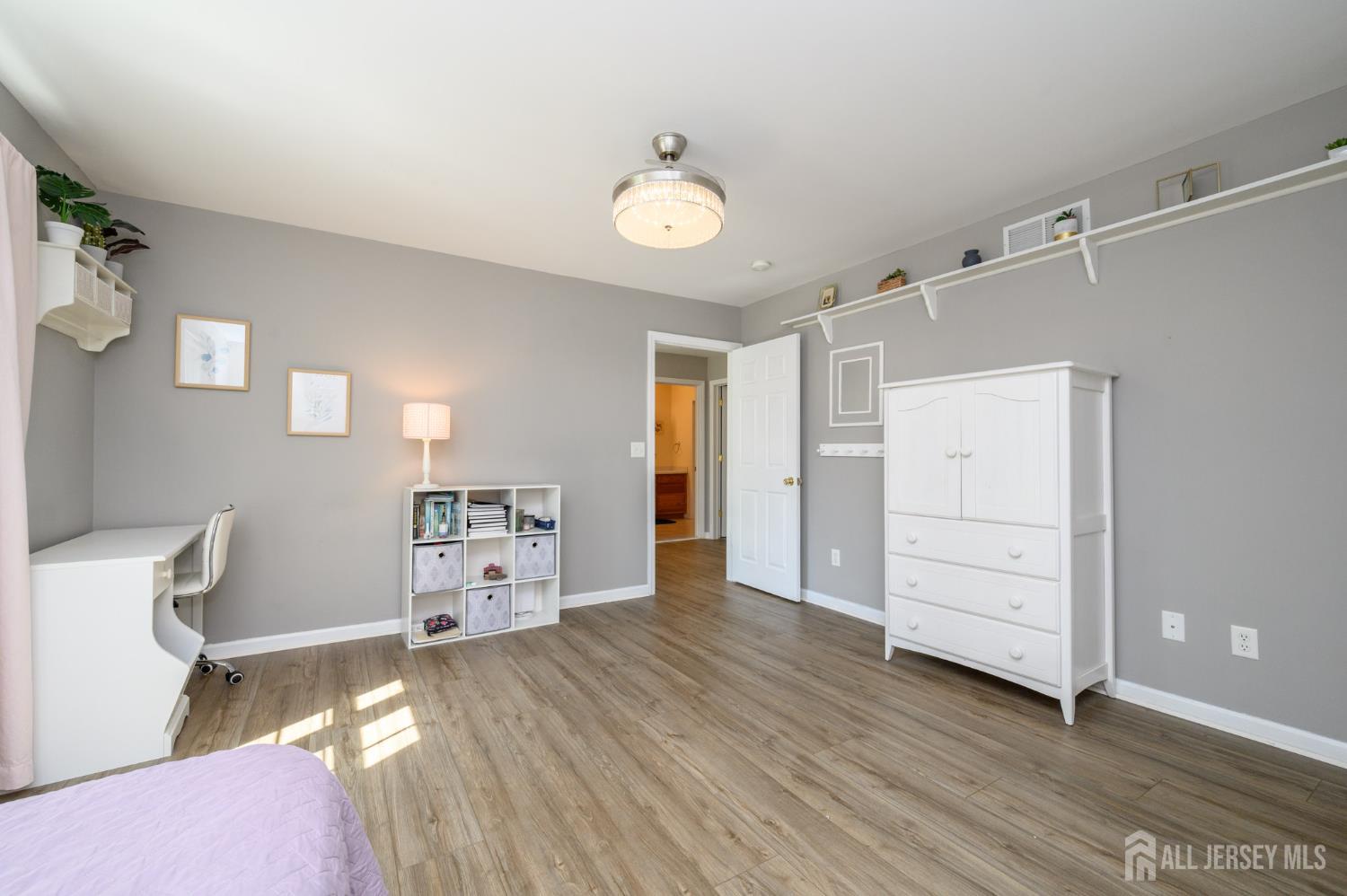 3 Teri Court Jackson NJ 08527