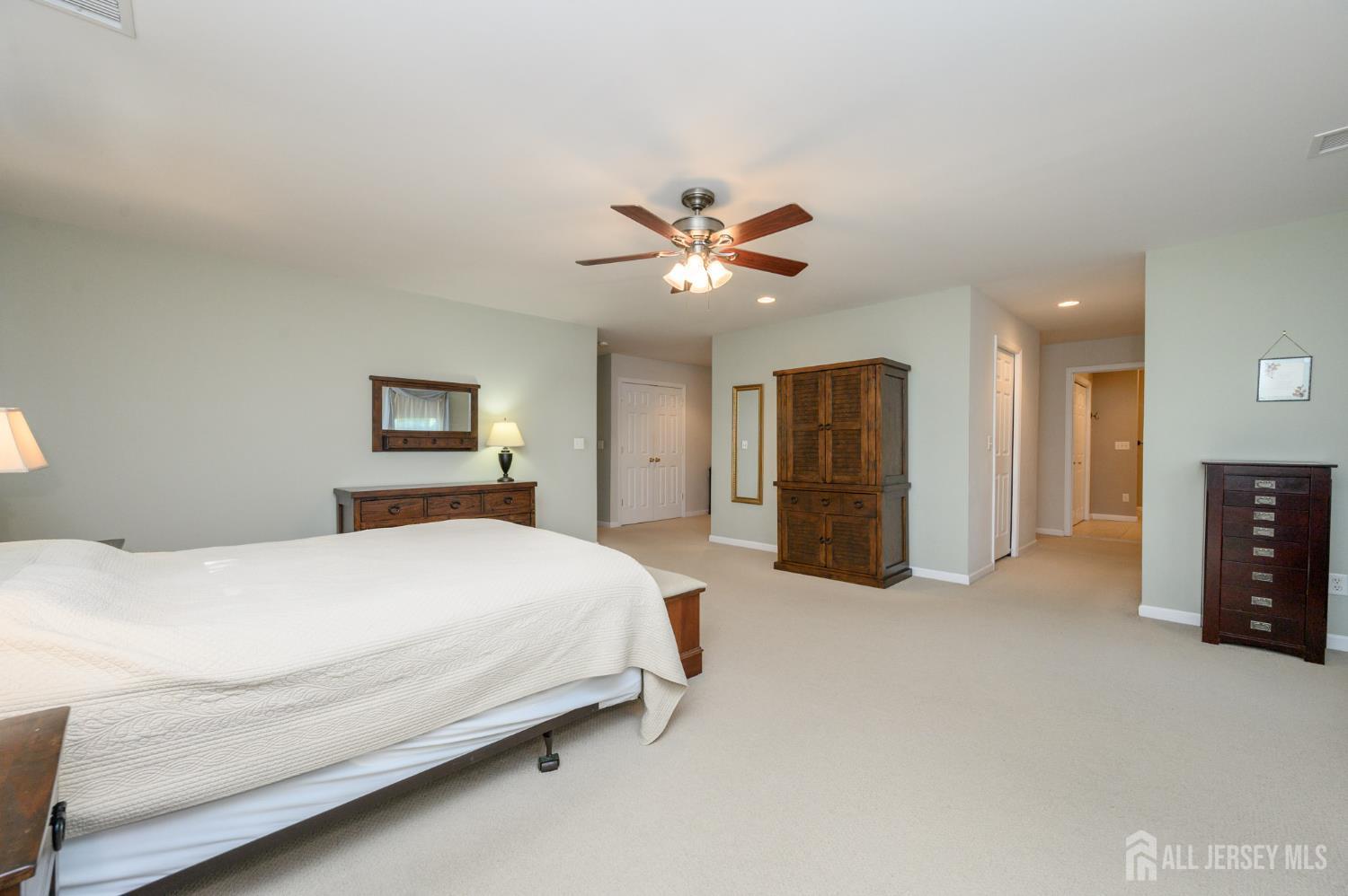 3 Teri Court Jackson NJ 08527