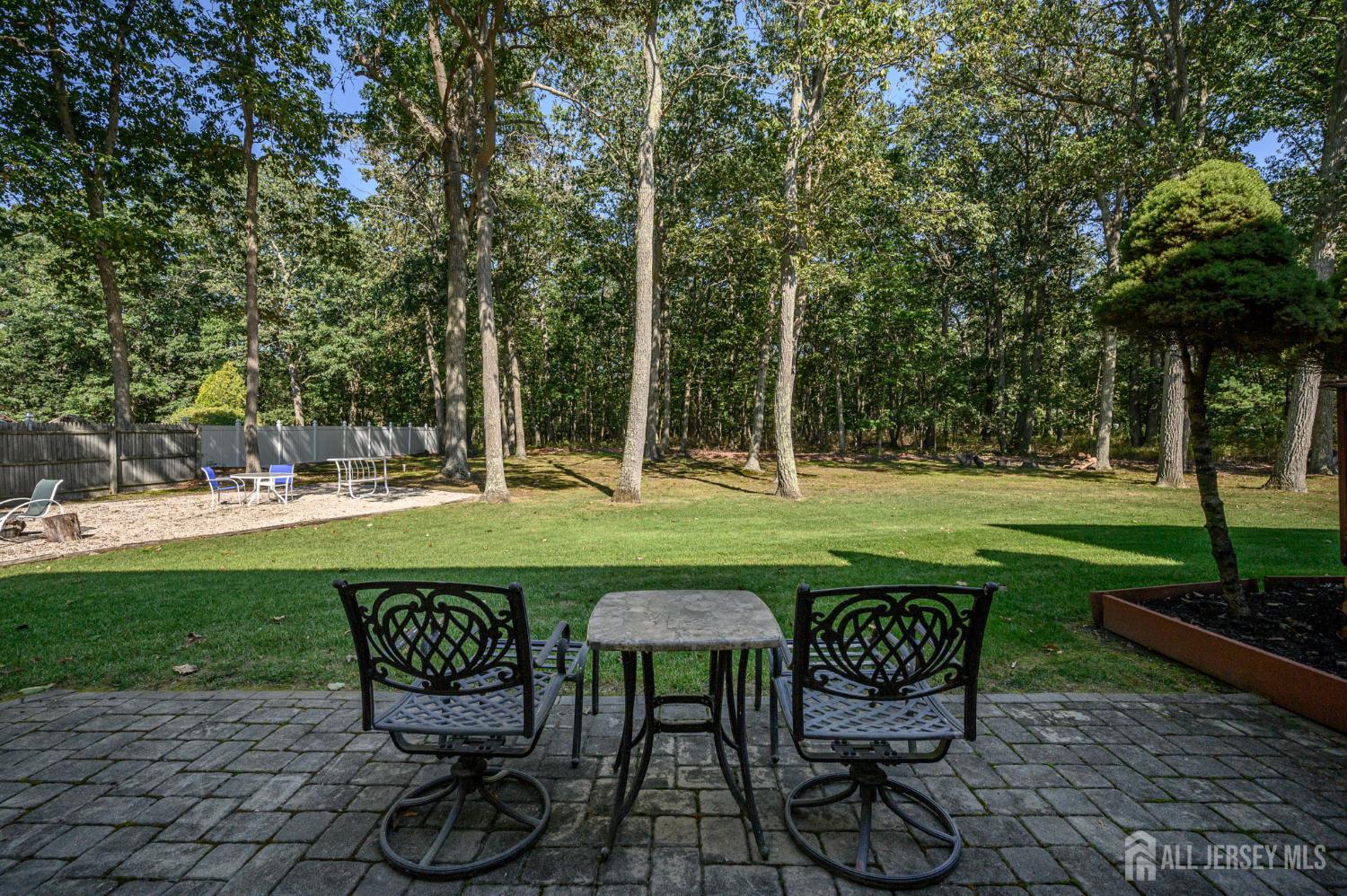3 Teri Court Jackson NJ 08527
