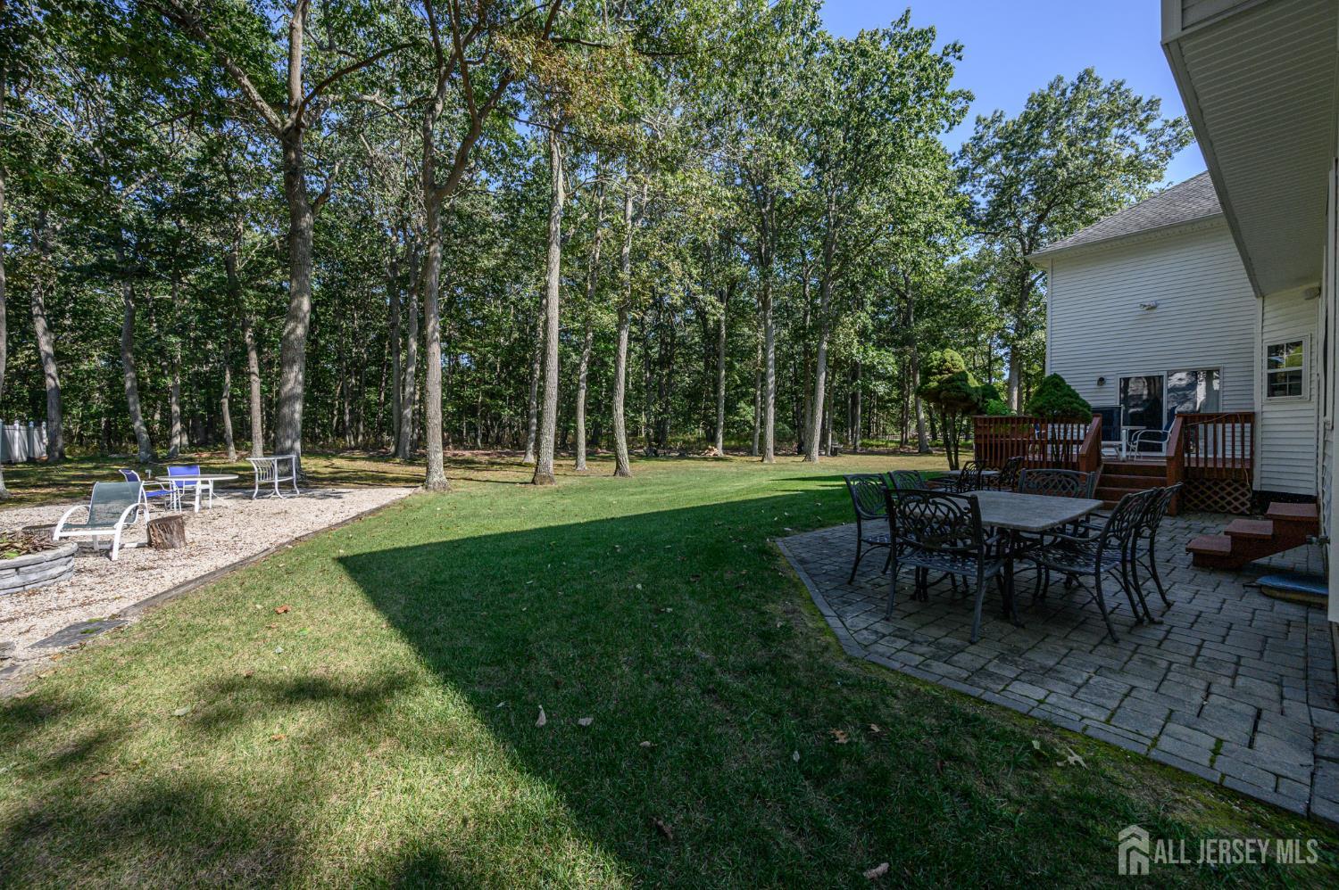 3 Teri Court Jackson NJ 08527