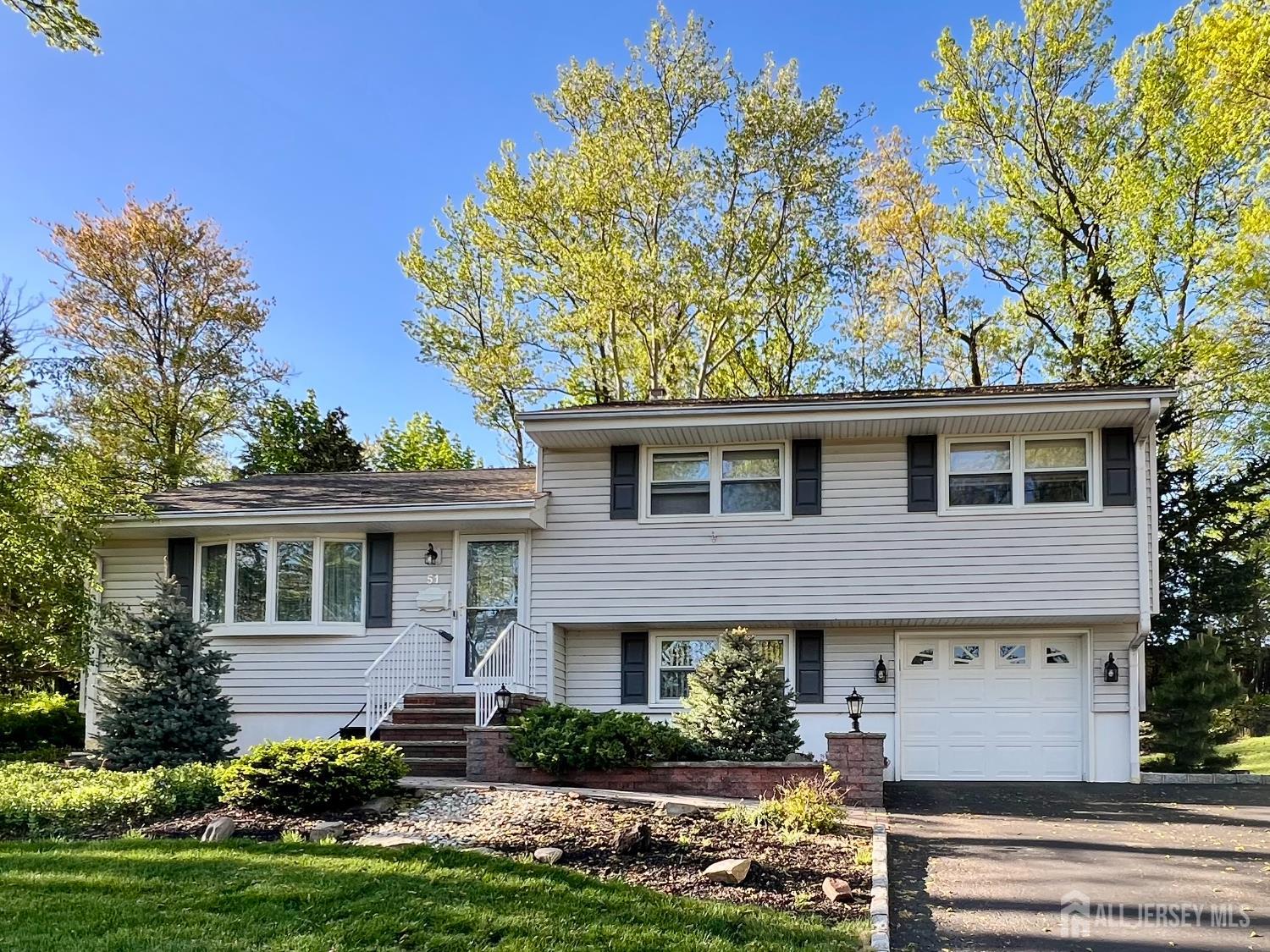 51 Salem Court Metuchen NJ 08840
