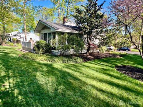51 Salem Court Metuchen NJ 08840