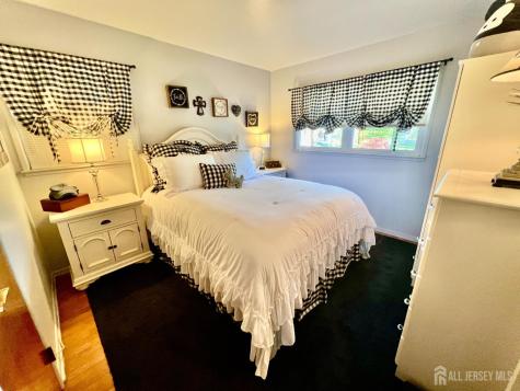 51 Salem Court Metuchen NJ 08840