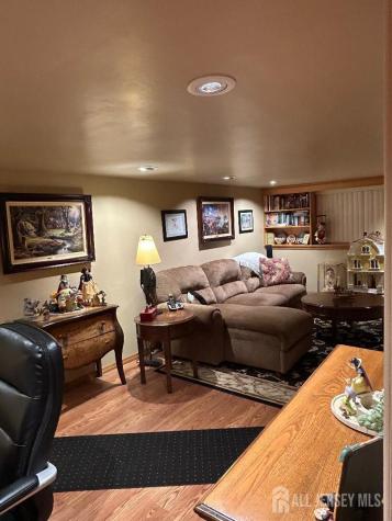 51 Salem Court Metuchen NJ 08840