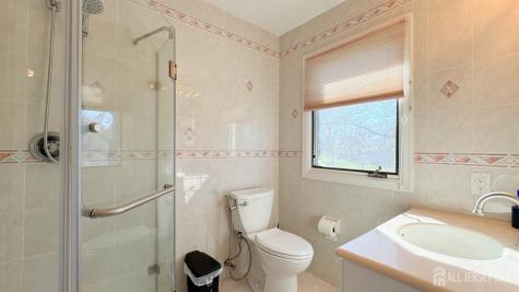 13 Lucille Court Edison NJ 08820