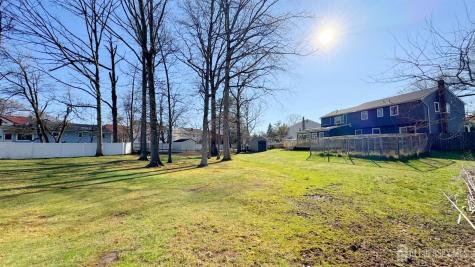 13 Lucille Court Edison NJ 08820