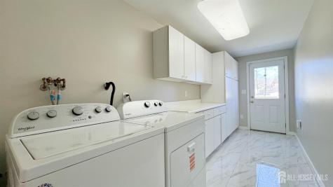 13 Lucille Court Edison NJ 08820