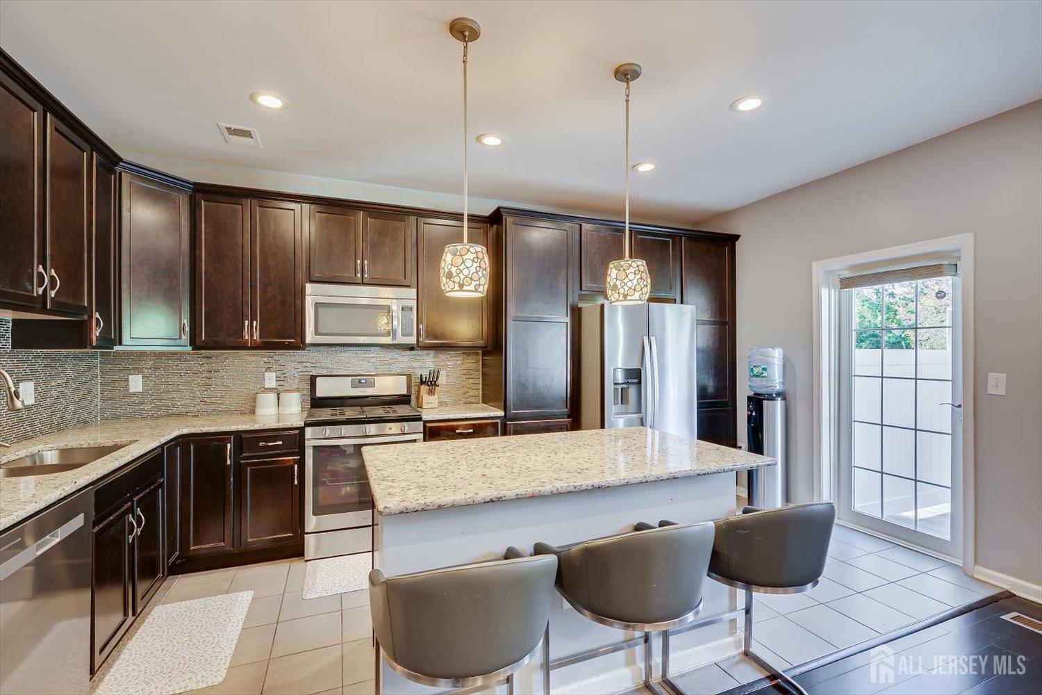 64 Andrews Way Piscataway NJ 08854