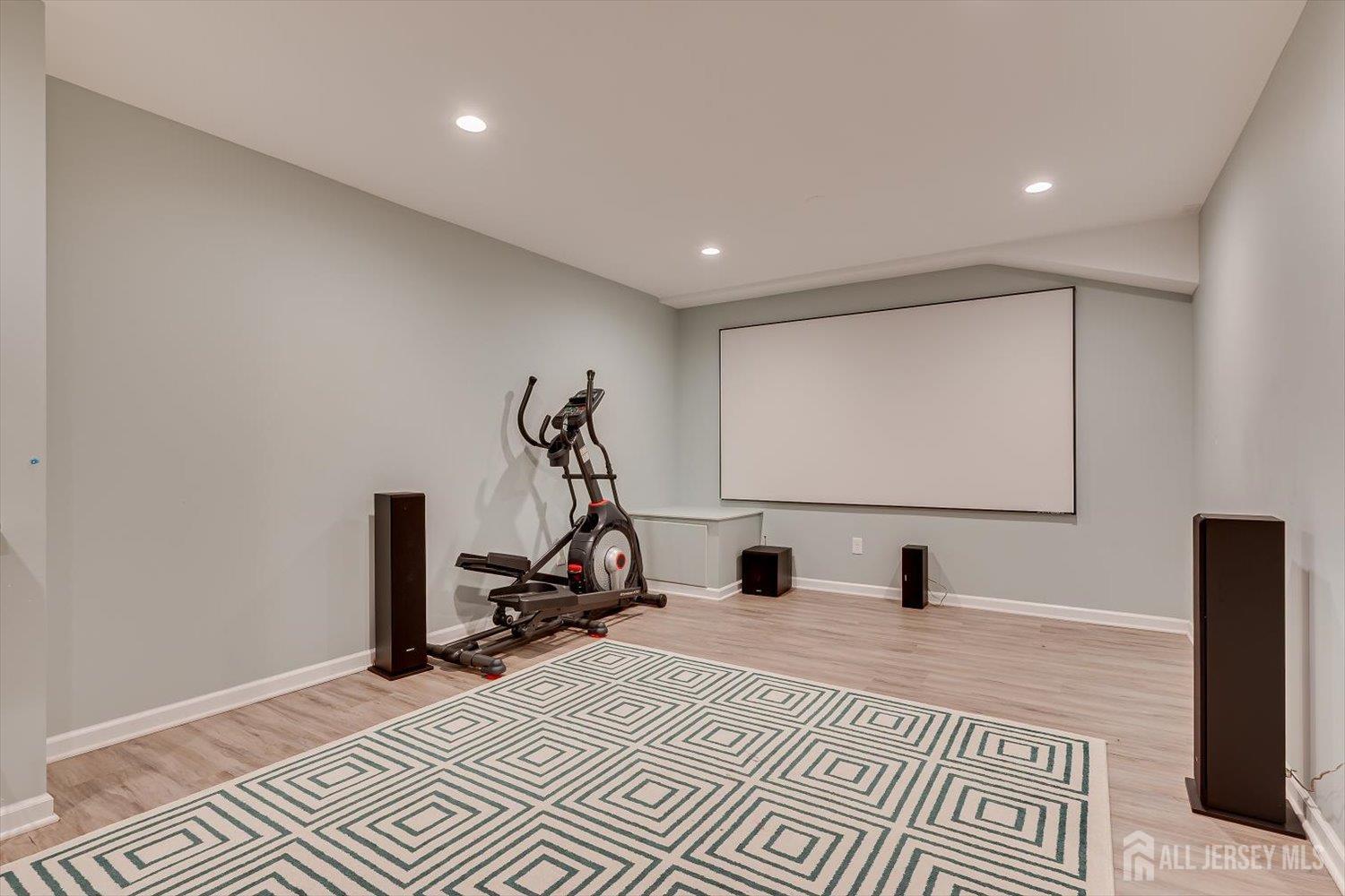 64 Andrews Way Piscataway NJ 08854