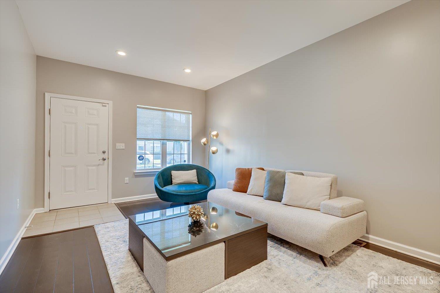 64 Andrews Way Piscataway NJ 08854