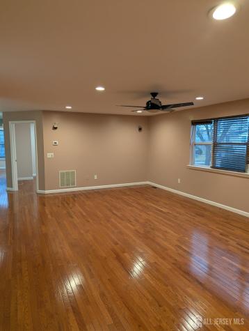 316 Ventnor Court Piscataway NJ 08854