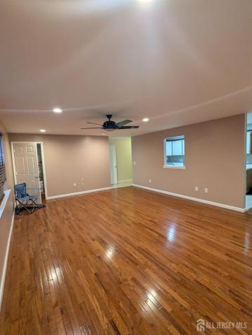316 Ventnor Court Piscataway NJ 08854