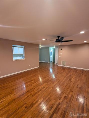 316 Ventnor Court Piscataway NJ 08854