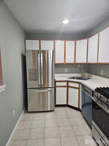 316 Ventnor Court Piscataway NJ 08854