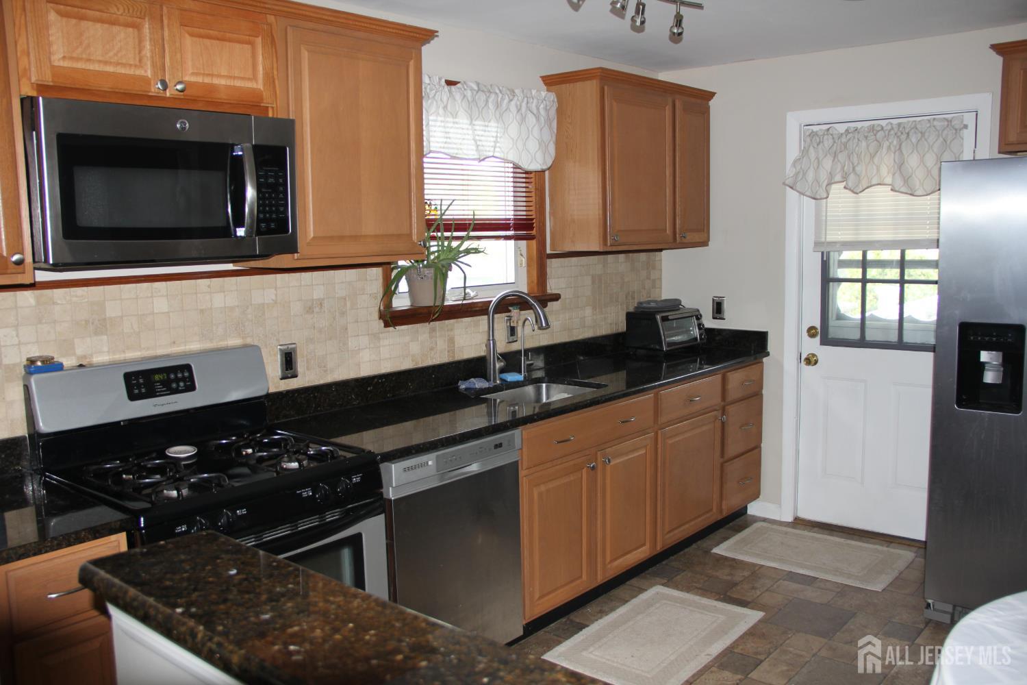 79 Lafayette Street Milltown NJ 08850