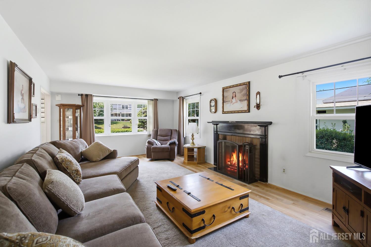 13 Abbott Road Franklin NJ 08873
