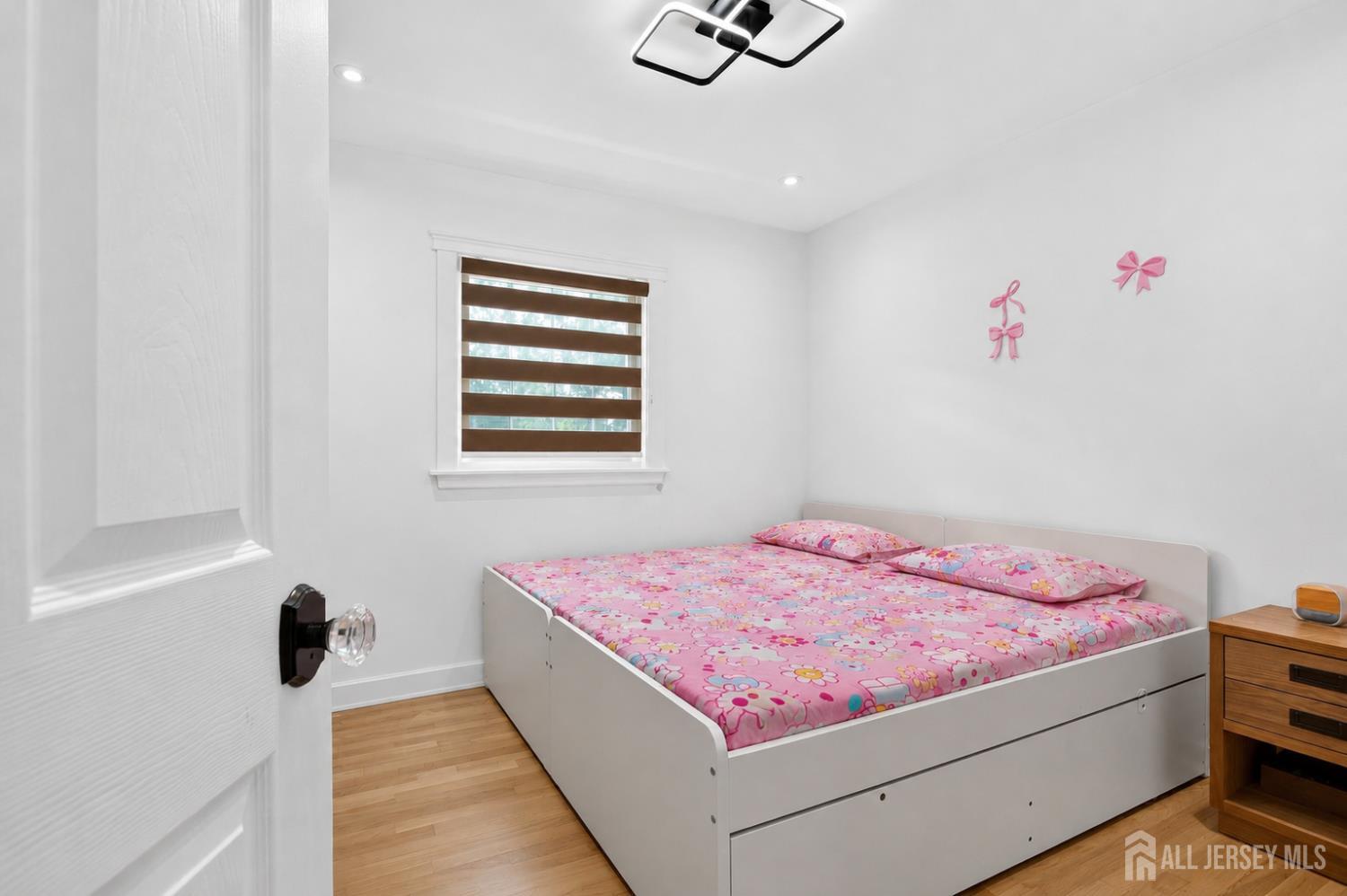19 Joel Place Iselin NJ 08830