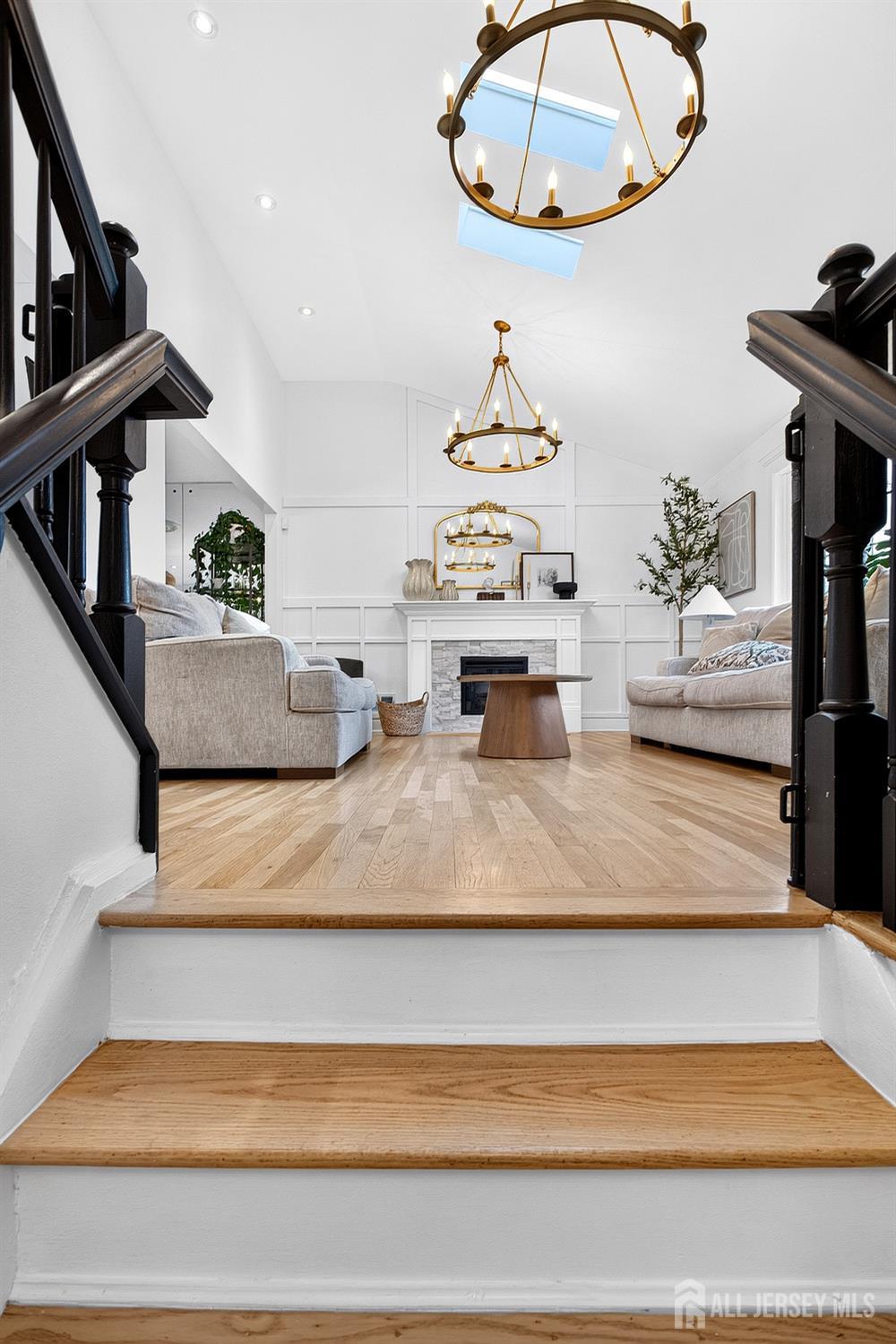 19 Joel Place Iselin NJ 08830