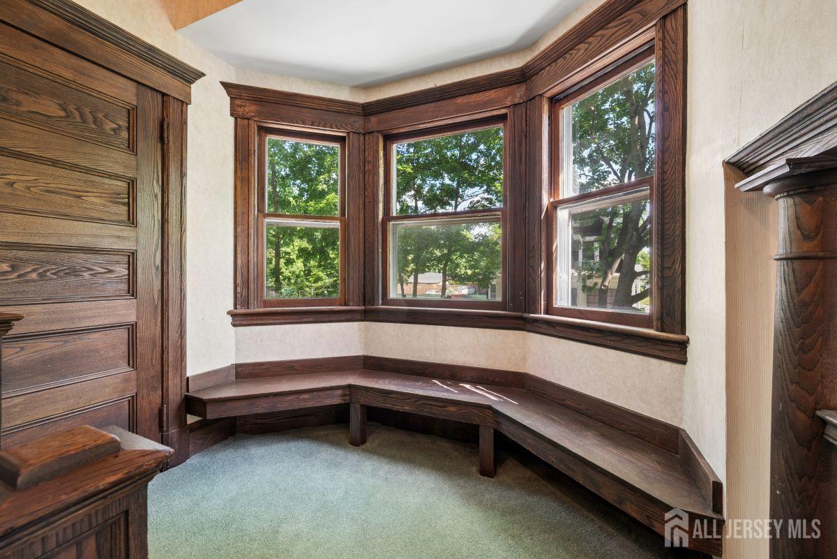 261 Beechwood Avenue Middlesex NJ 08846