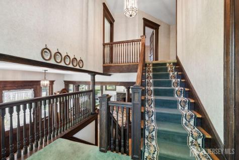 261 Beechwood Avenue Middlesex NJ 08846