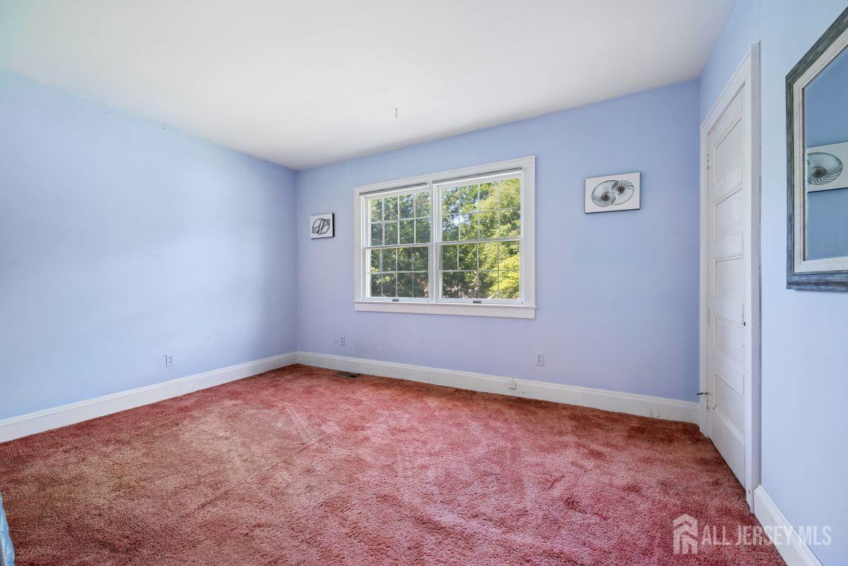 261 Beechwood Avenue Middlesex NJ 08846