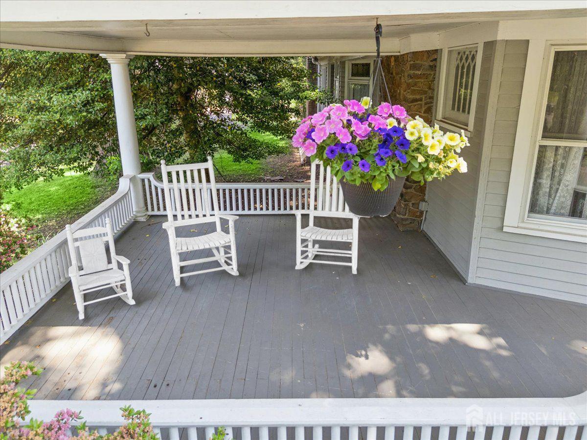261 Beechwood Avenue Middlesex NJ 08846
