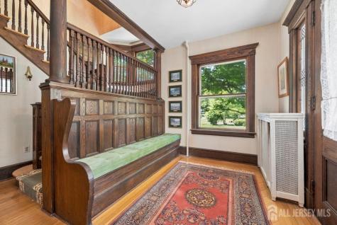 261 Beechwood Avenue Middlesex NJ 08846