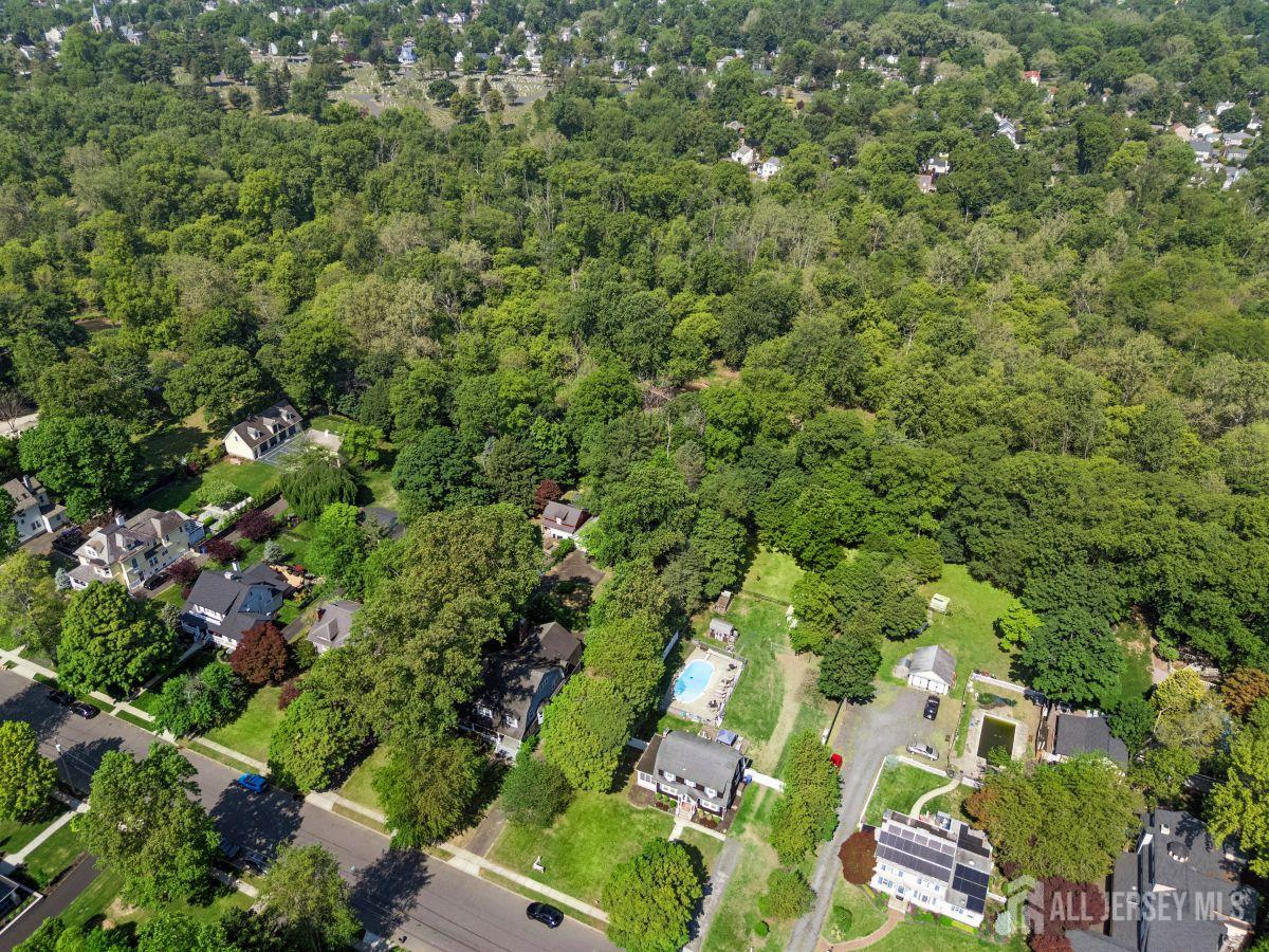261 Beechwood Avenue Middlesex NJ 08846