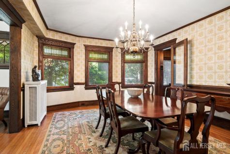 261 Beechwood Avenue Middlesex NJ 08846