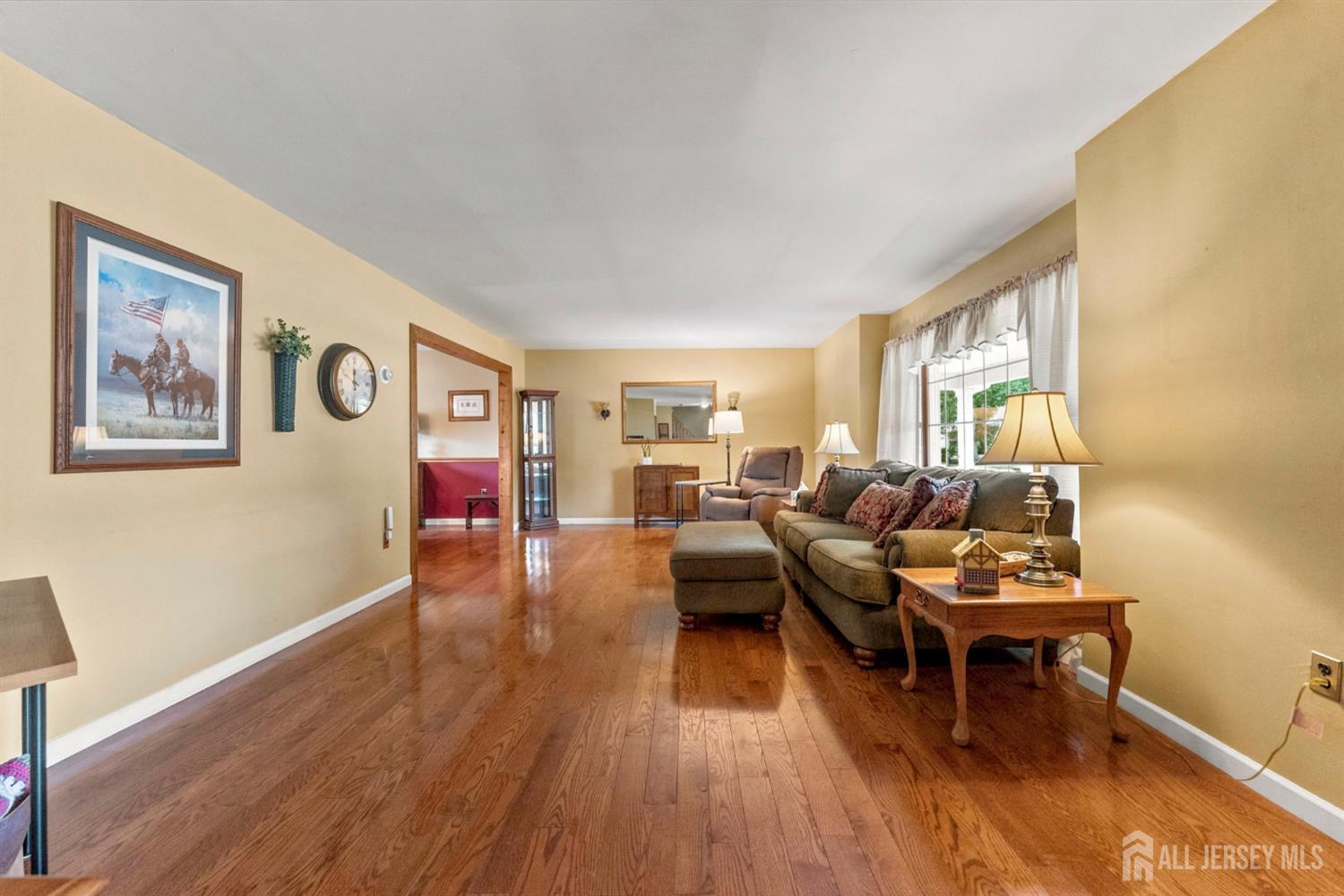 46 Meredith Road Edison NJ 08817
