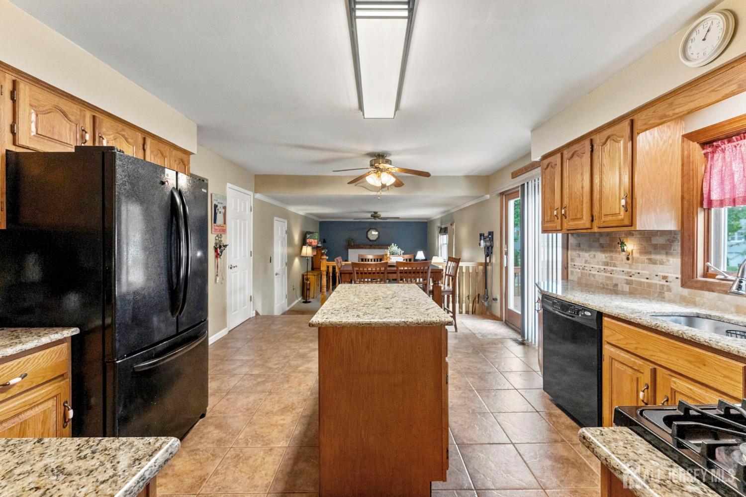 46 Meredith Road Edison NJ 08817