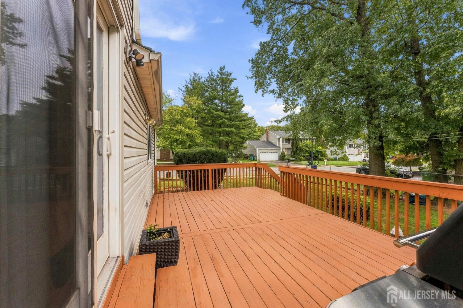 46 Meredith Road Edison NJ 08817