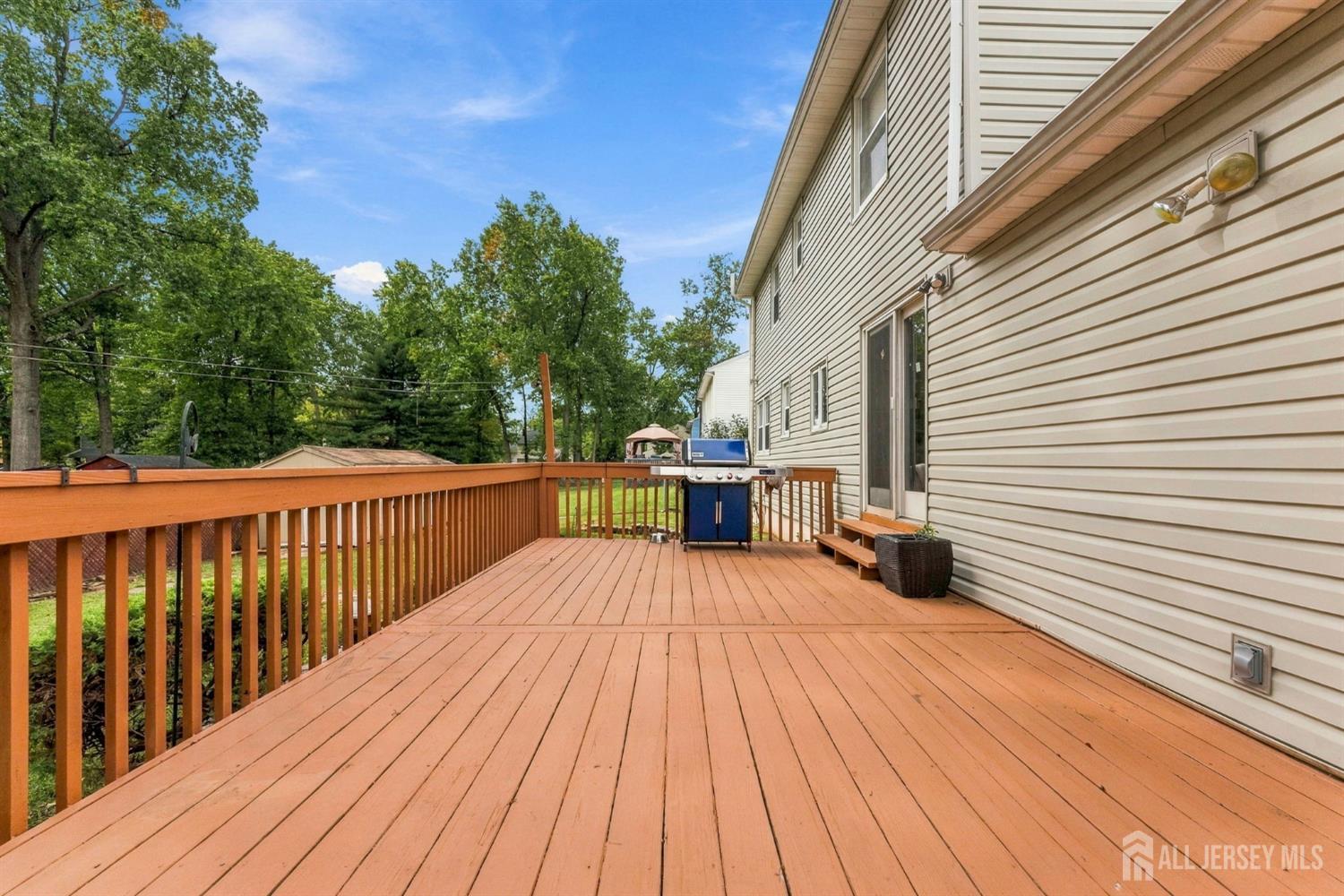 46 Meredith Road Edison NJ 08817