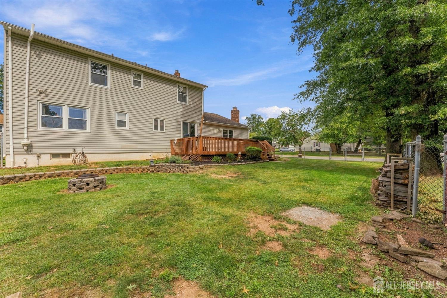 46 Meredith Road Edison NJ 08817