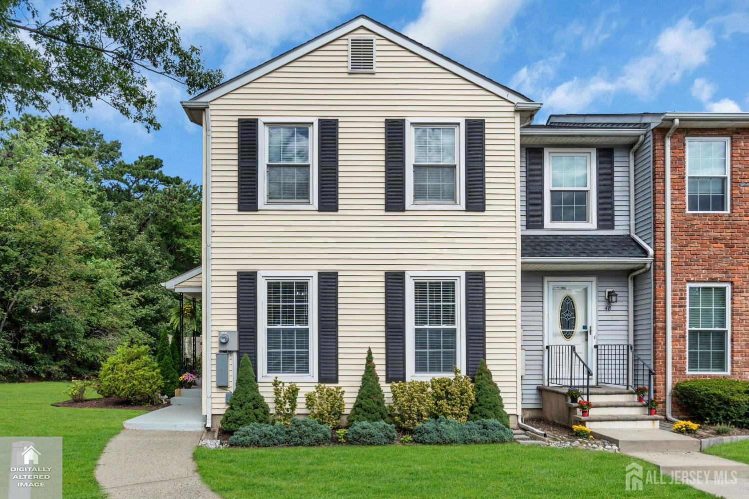 49 Lantern Lane Sayreville NJ 08872