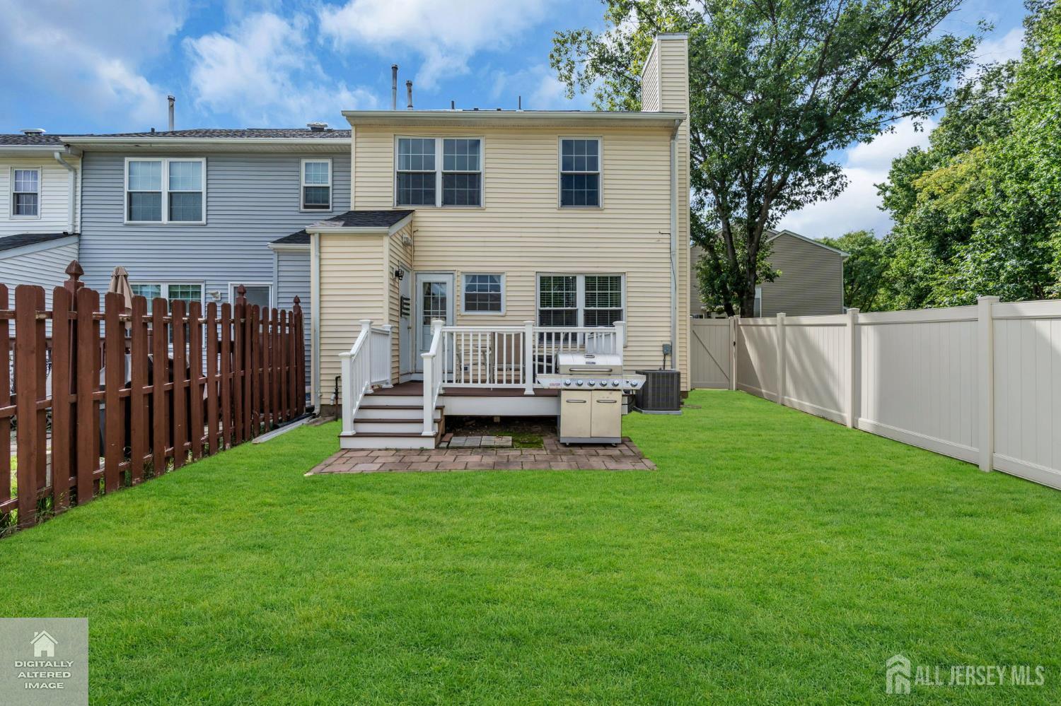 49 Lantern Lane Sayreville NJ 08872