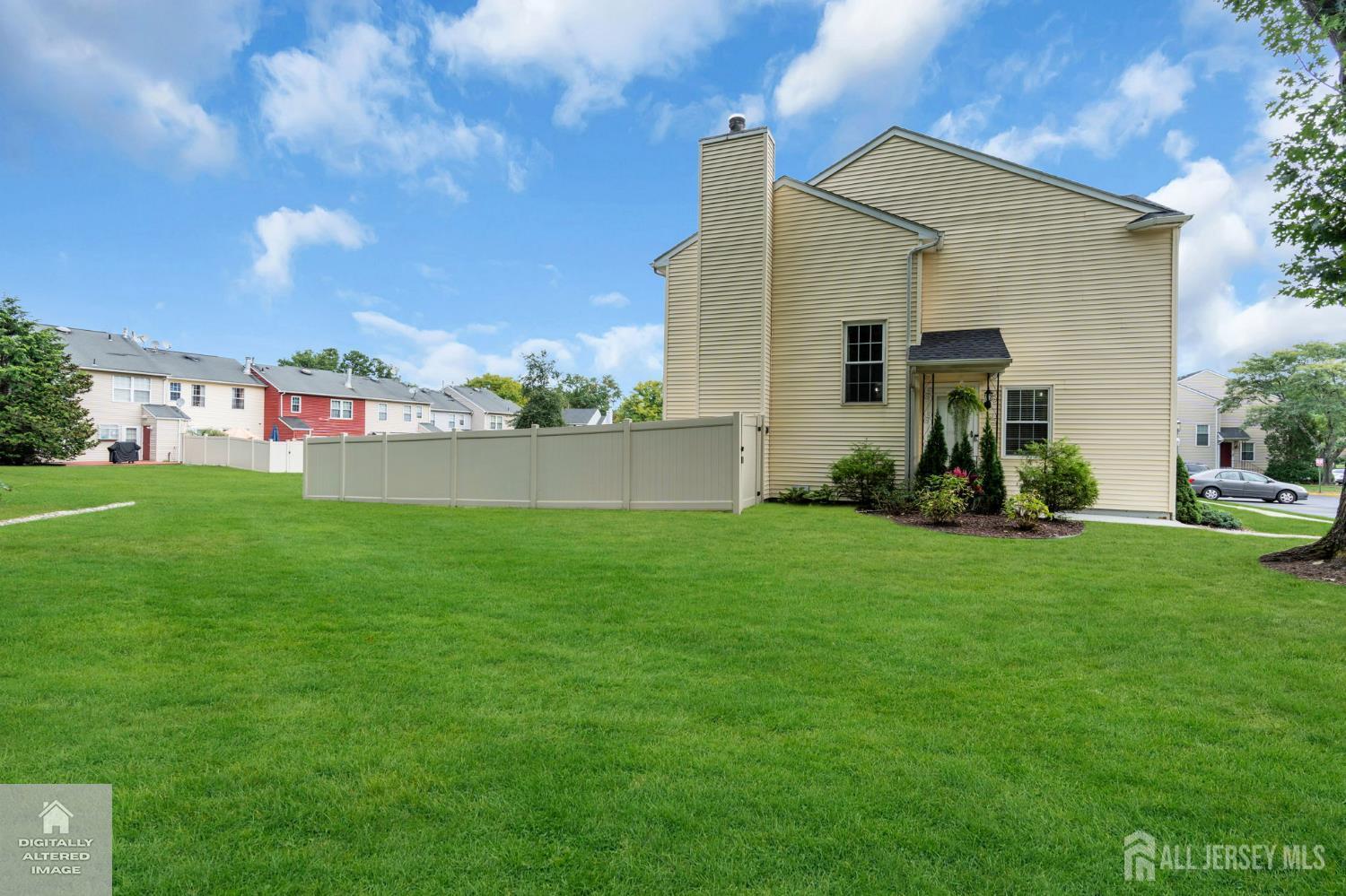 49 Lantern Lane Sayreville NJ 08872