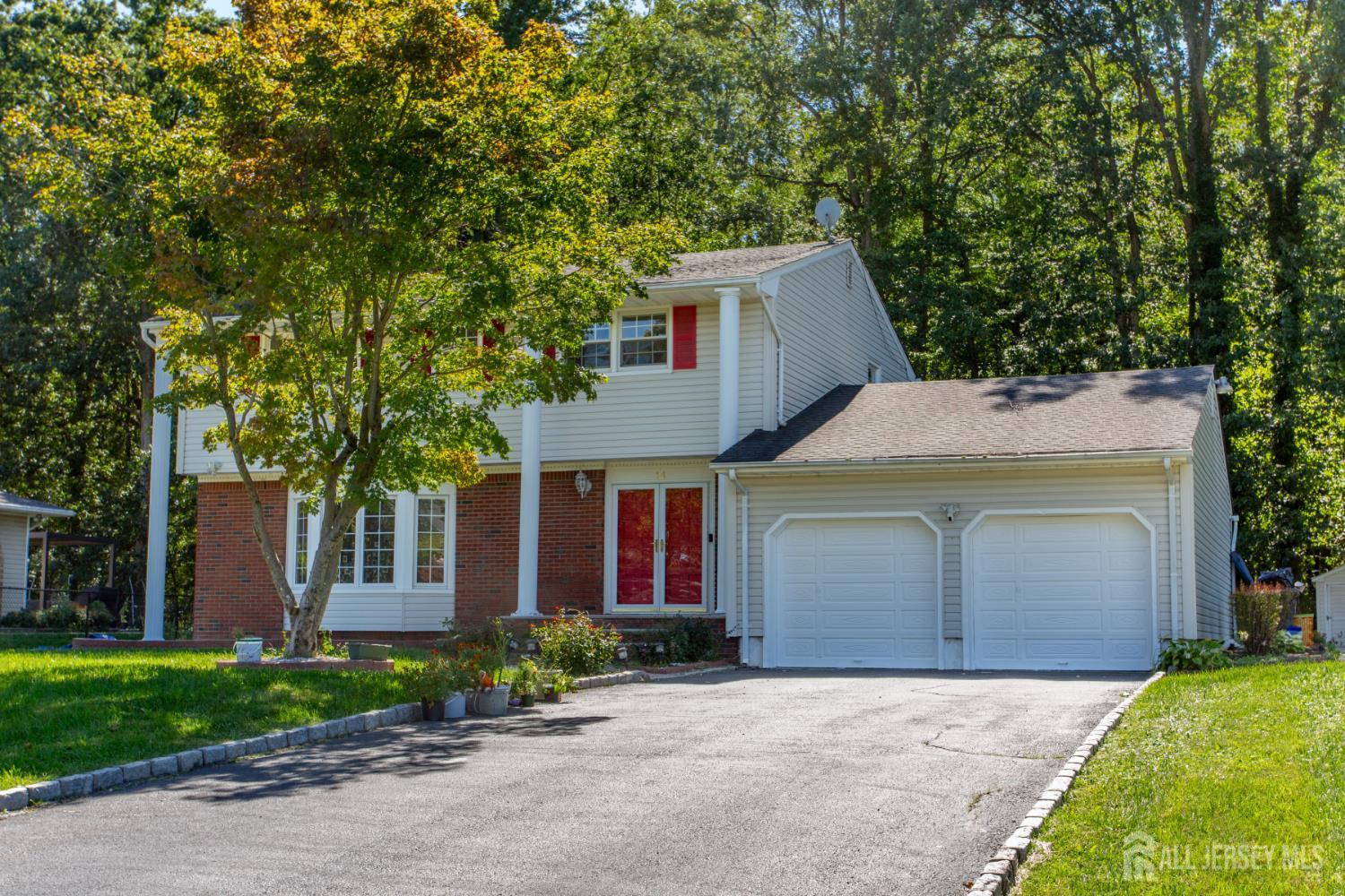 14 Woodmere Rd Road North Brunswick NJ 08902