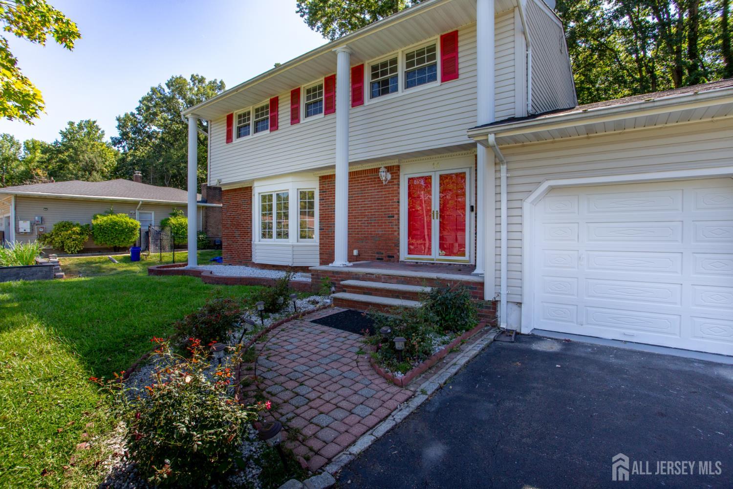 14 Woodmere Rd Road North Brunswick NJ 08902