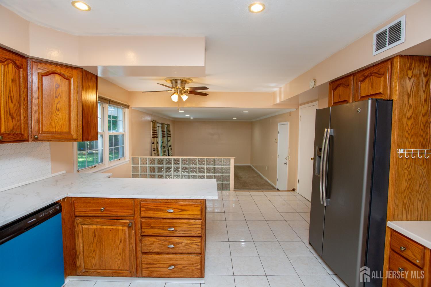 14 Woodmere Rd Road North Brunswick NJ 08902