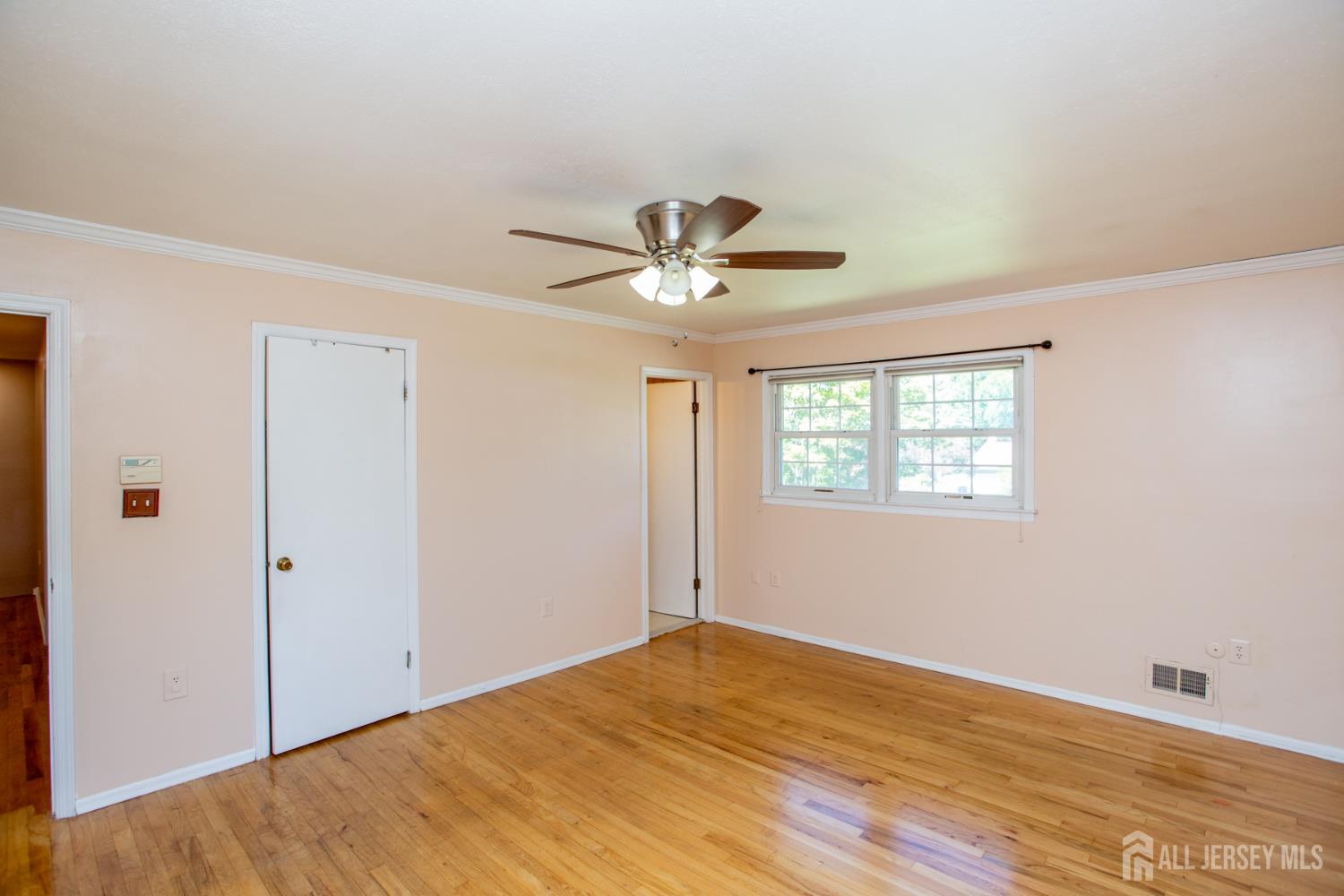 14 Woodmere Rd Road North Brunswick NJ 08902