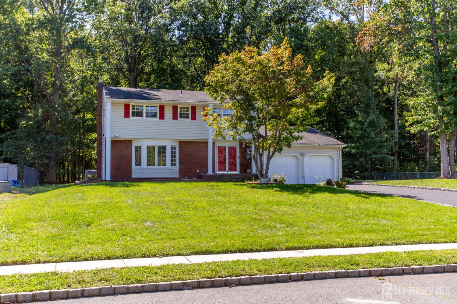 14 Woodmere Rd Road North Brunswick NJ 08902