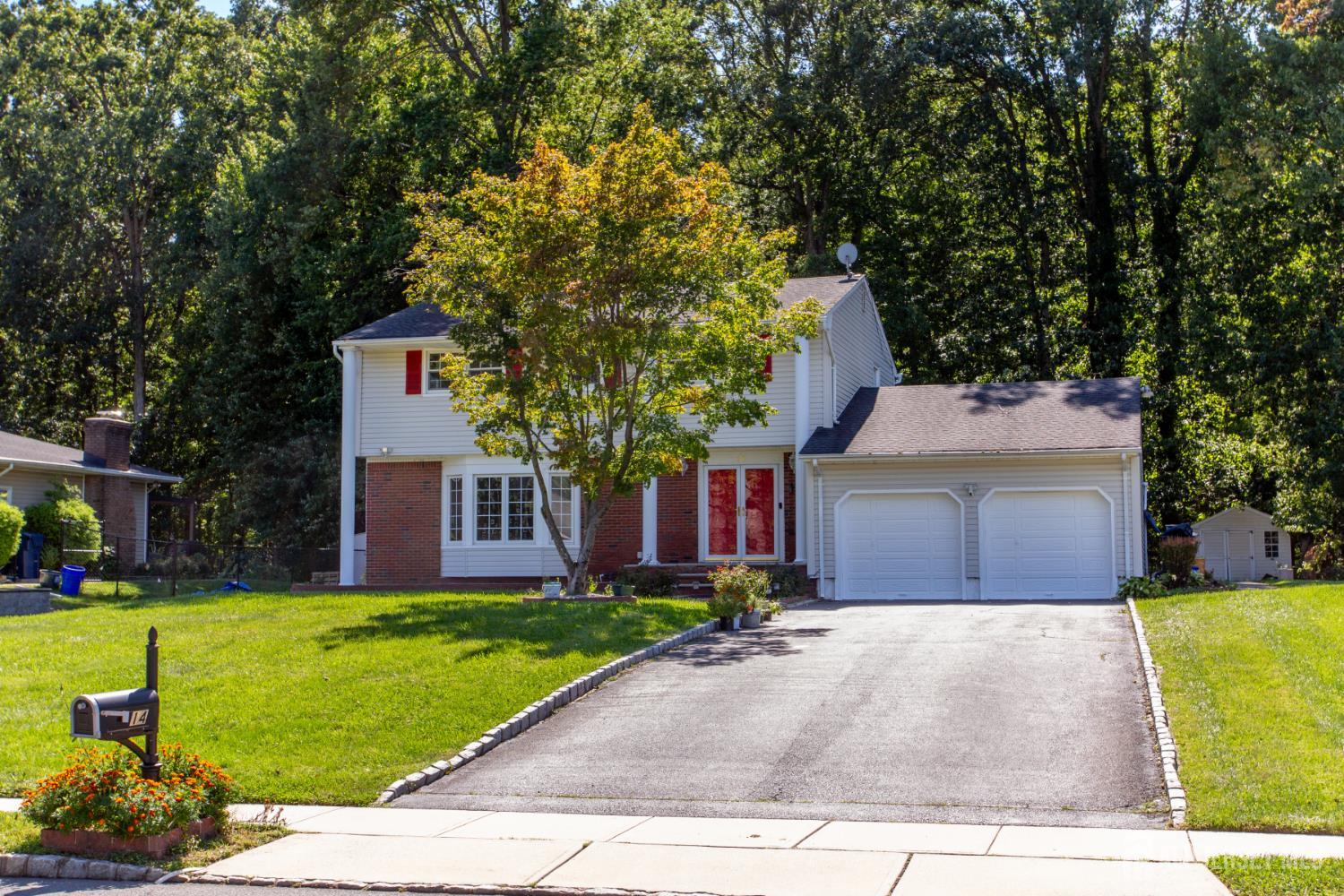 14 Woodmere Rd Road North Brunswick NJ 08902