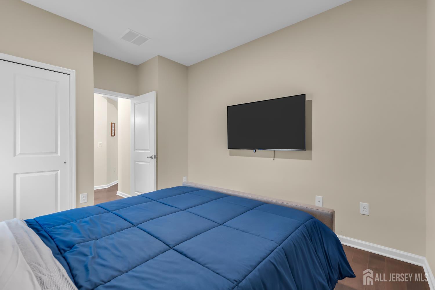 43 Bernini Way South Brunswick NJ 08852
